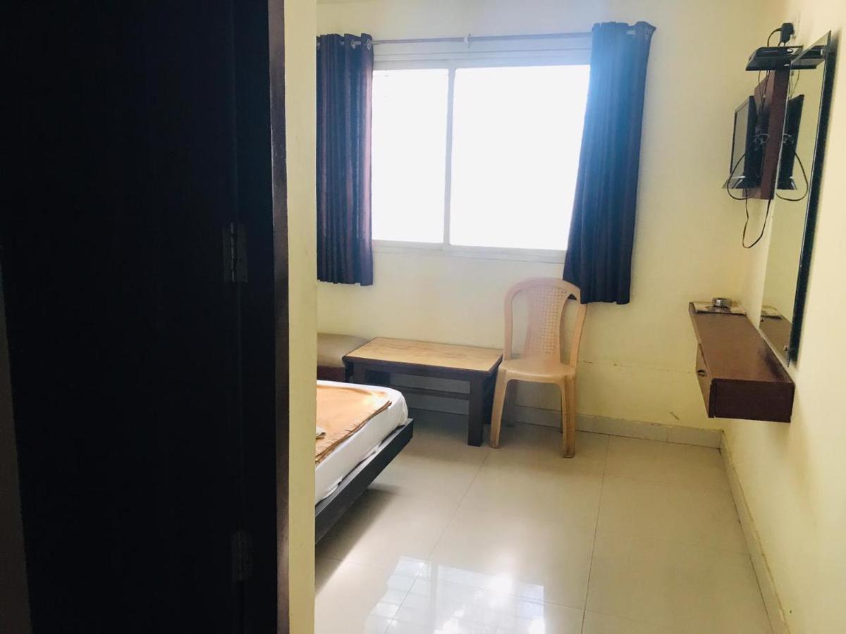 Staymaker Bright Palace Residency Shimoga Buitenkant foto