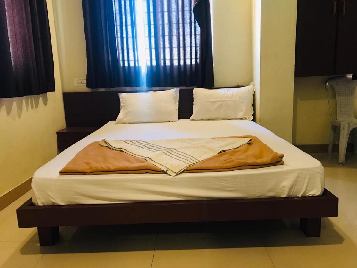Staymaker Bright Palace Residency Shimoga Buitenkant foto